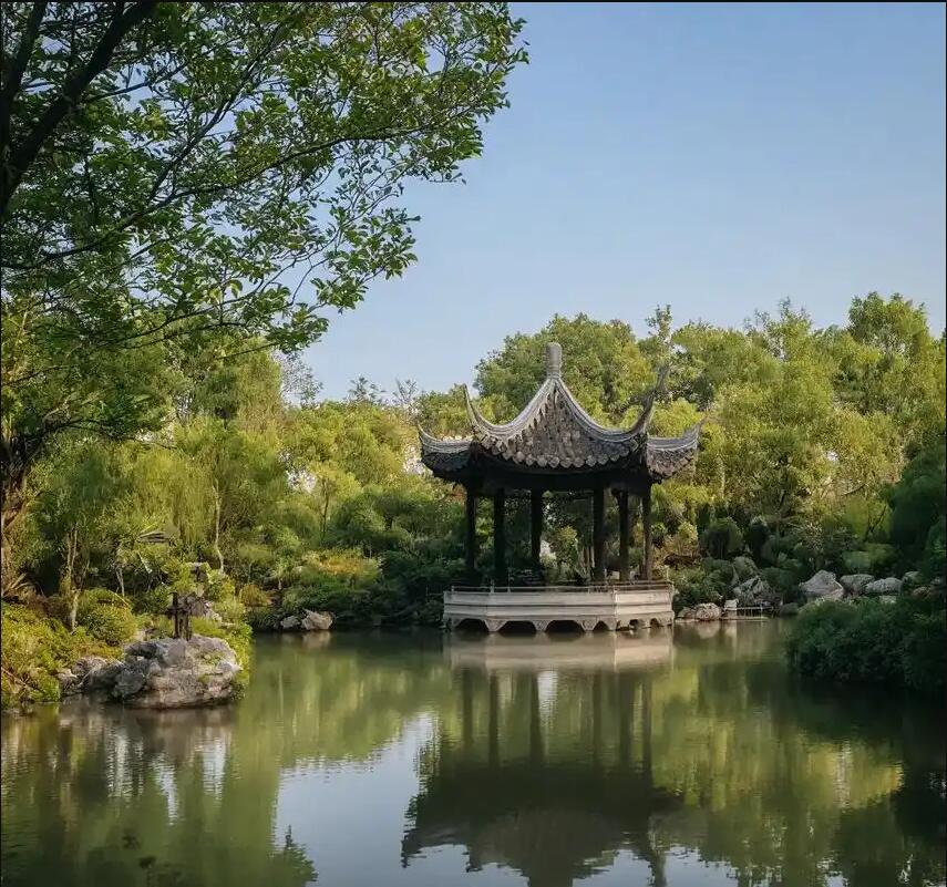 鸡西麻山疯子土建有限公司